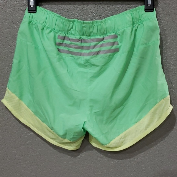 💥2/$25 Adidas Supernova climacool shorts size SM - Picture 3 of 8